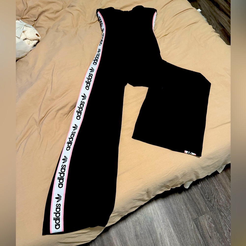 🤍🩷🖤Super Cute Adidas Jumpsuit! 🖤🩷🤍